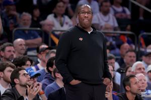 BASKETBALL-NBA-NYK-SAS/