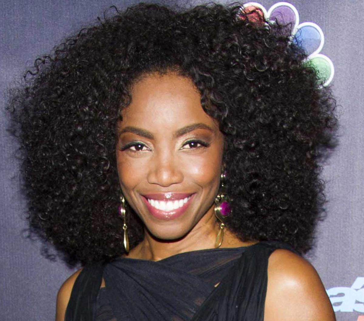 Heather Headley A Witch In The Making Arts And Theater 7406