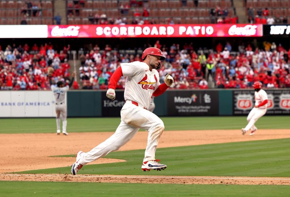 Five-run 7th lifts Cardinals to home opener win vs. Marlins