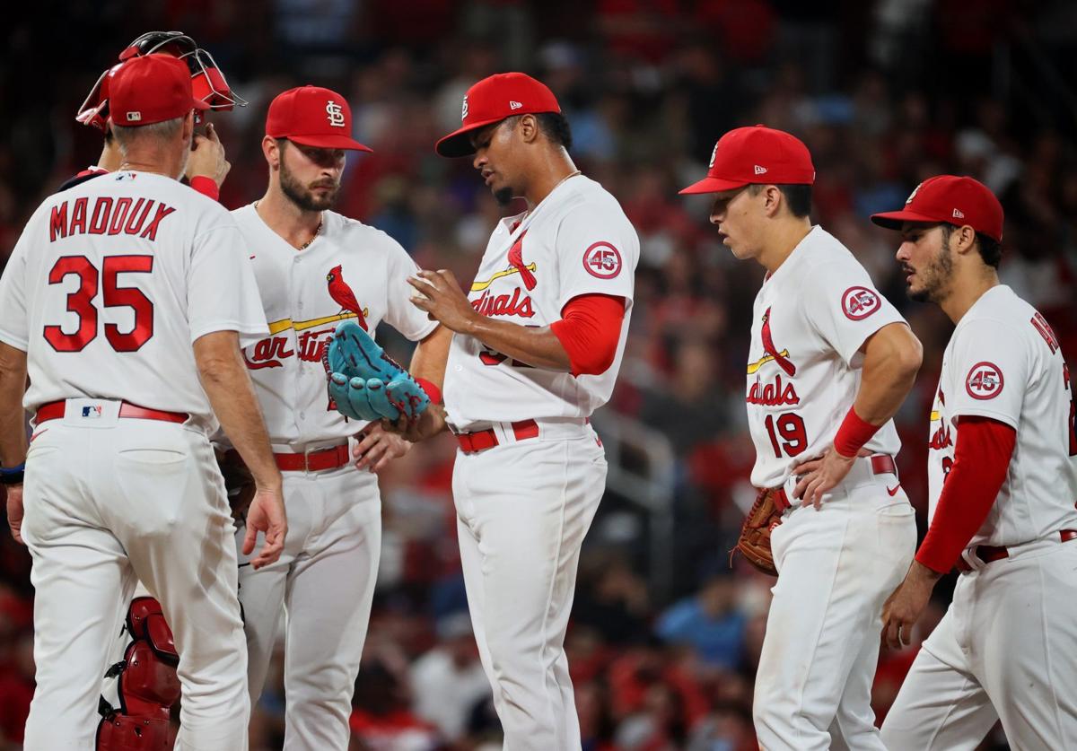 Cardinals place reliever Cabrera on injured list