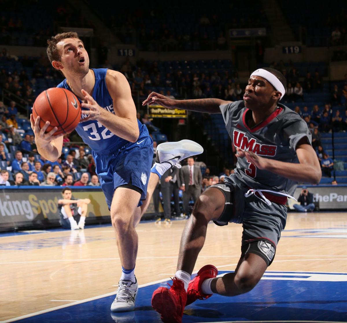 St. Louis U. v UMass