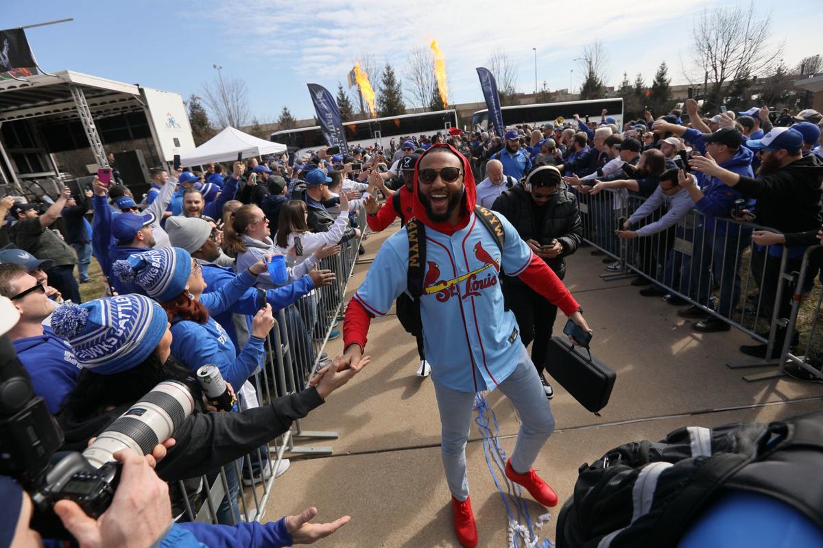 Pro football's back in town: BattleHawks pumped for XFL's St. Louis debut |  Professional Football | stltoday.com