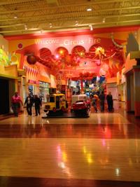 Miles and miles of malls: Our holiday guide | Hot List | www.waterandnature.org