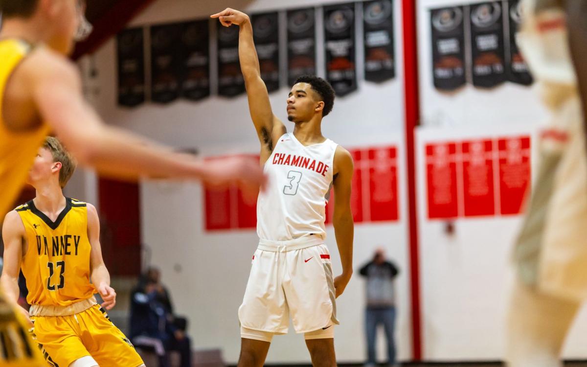 Quincy Shootout Chaminade Falls To Memphis East Hamilton Heights