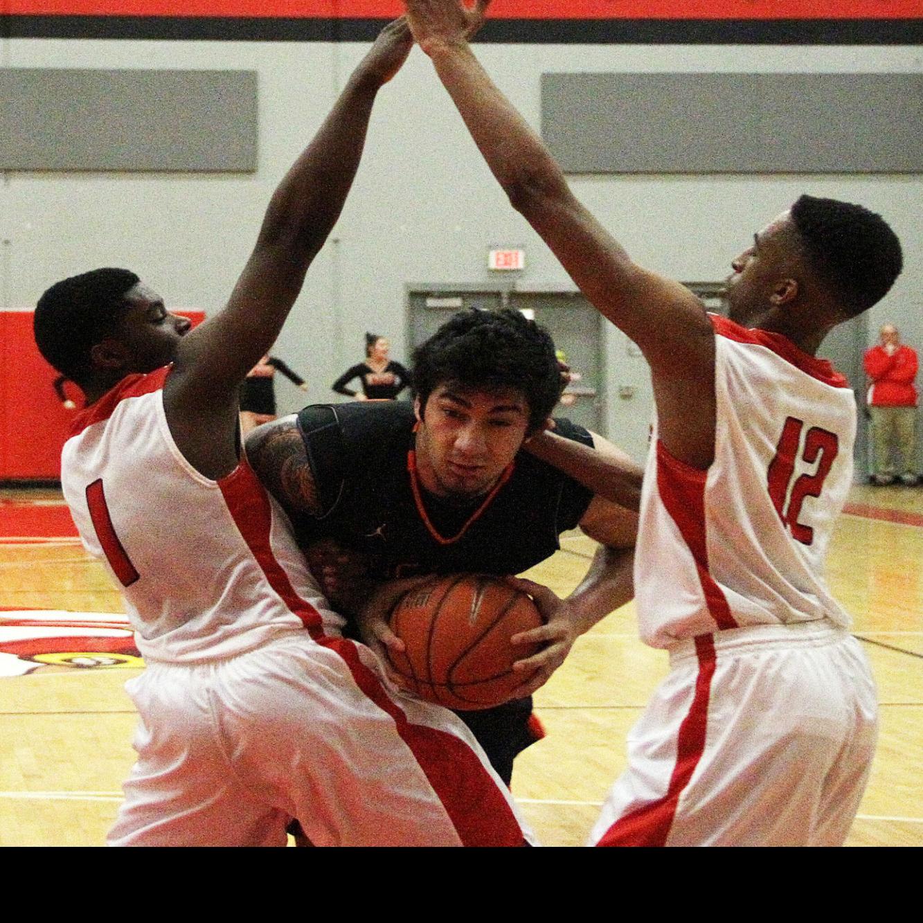 Alton Redbirds Vs Edwardsville Tigers Boys Basketball