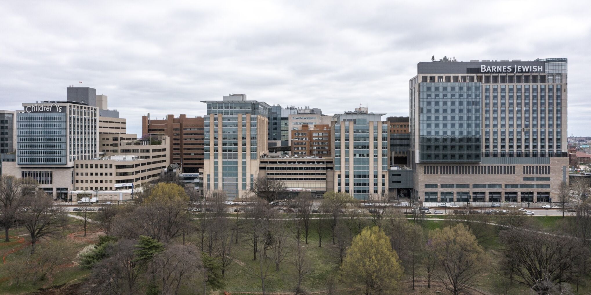stltoday.com - Mark Schlinkmann | Post-Dispatch - Man flees police, found hiding in Barnes-Jewish Hospital patient room