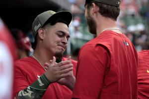 Cardinals host Royals