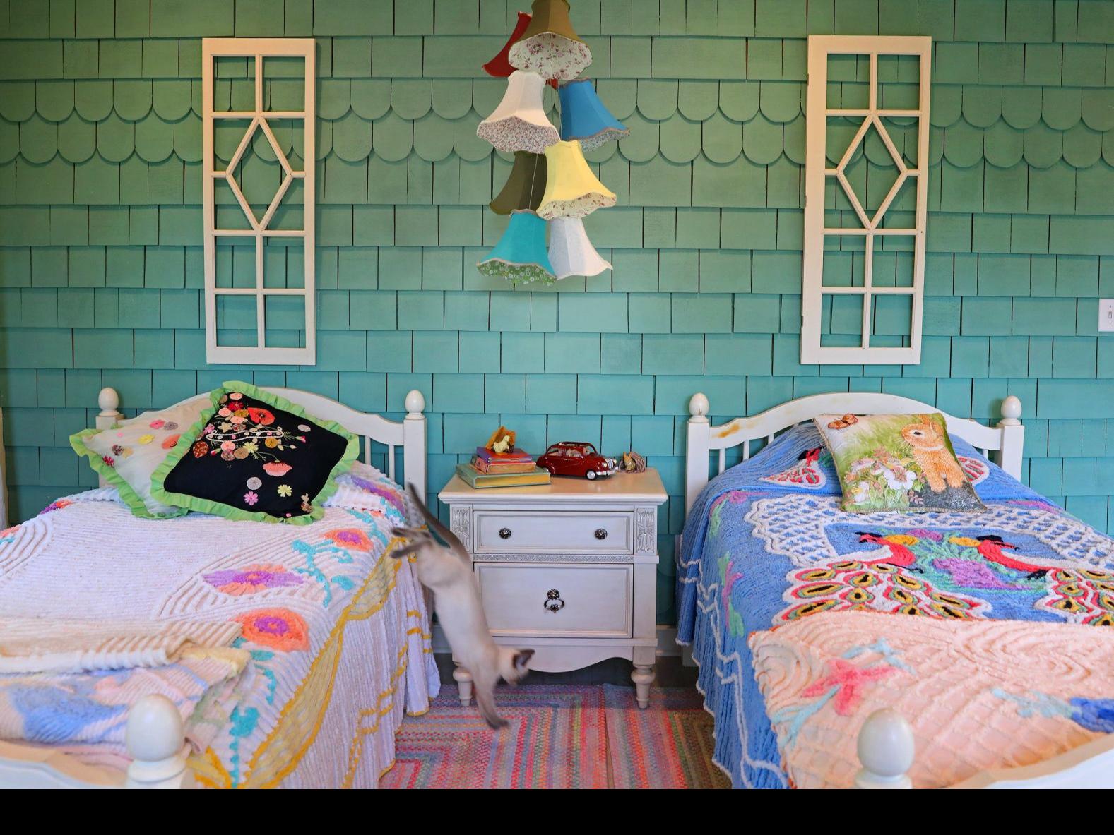 Historic Kirkwood Home Is Bursting With Color And Charm Home Garden Stltoday Com