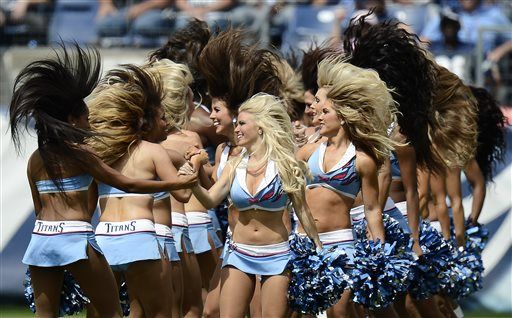 TENNESSEE TITANS CHEERLEADERS 2010 SWIMSUIT CALENDAR