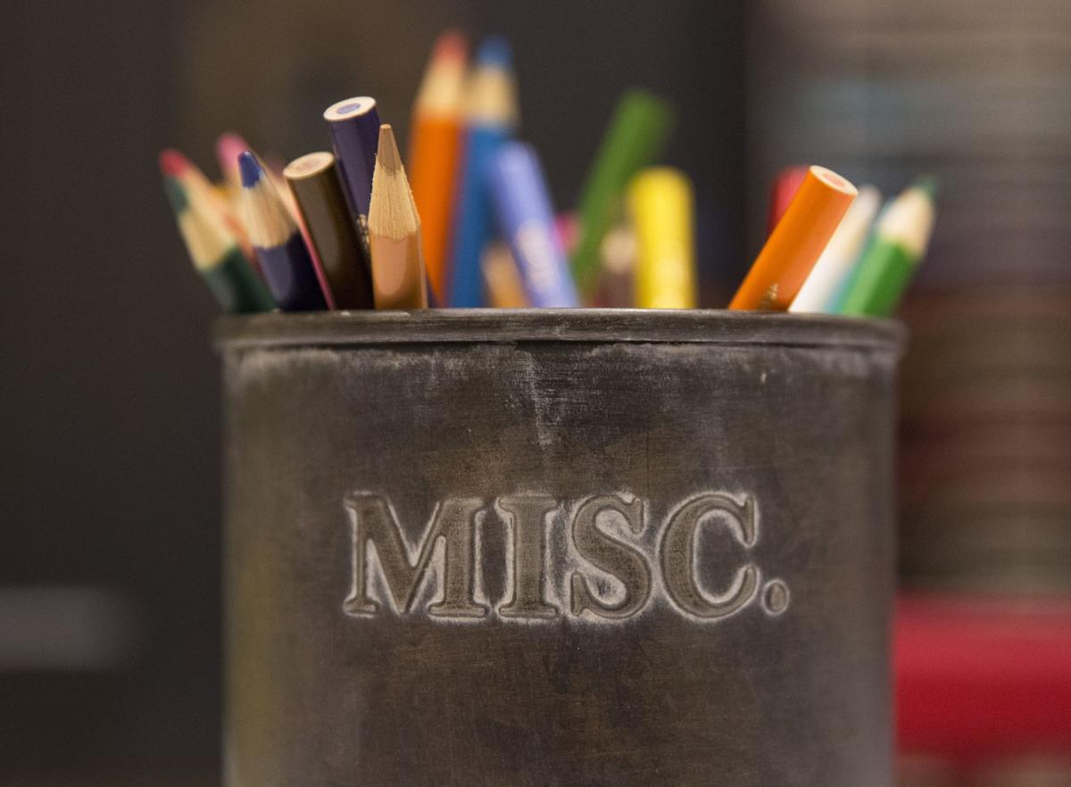 What is an american crevecoeur summary picture