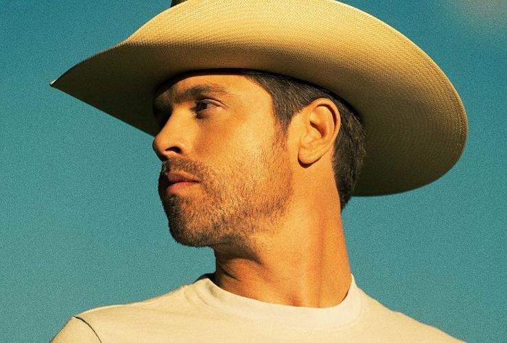 Dustin Lynch bringing his 'Party Mode Tour' to the Factory