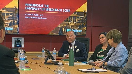 Dean Marius Boboc welcomes Romanian ambassador for campus visit