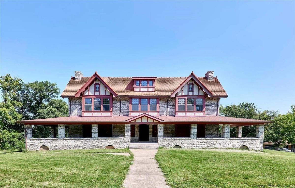 211 Midland