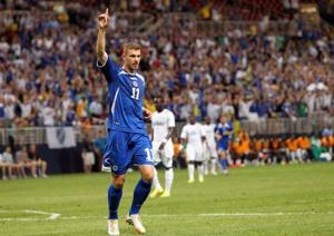 Bosnian star Dzeko, nursing an injury, sitting out match with Panama in St. Louis