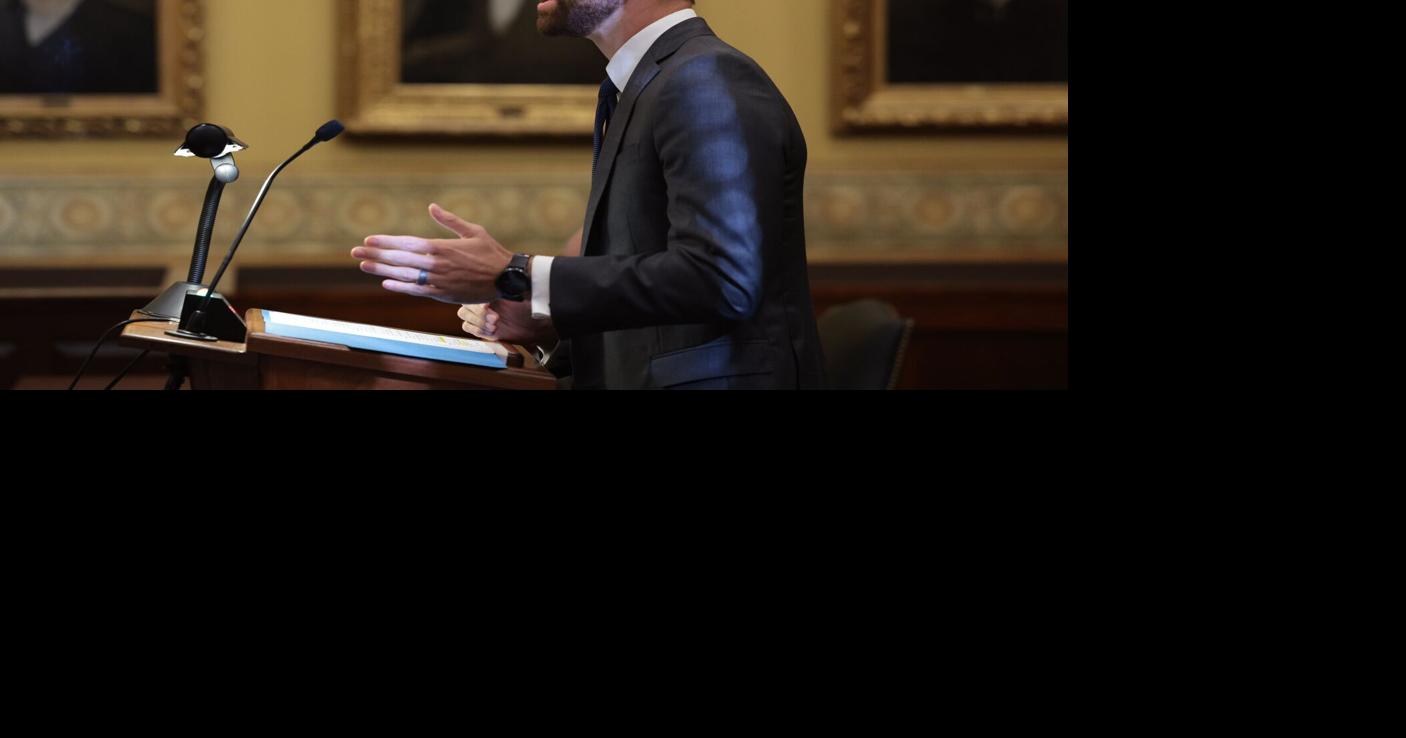 Messenger: Judge in St. Louis plays politics in immigration case. Is Trump watching?