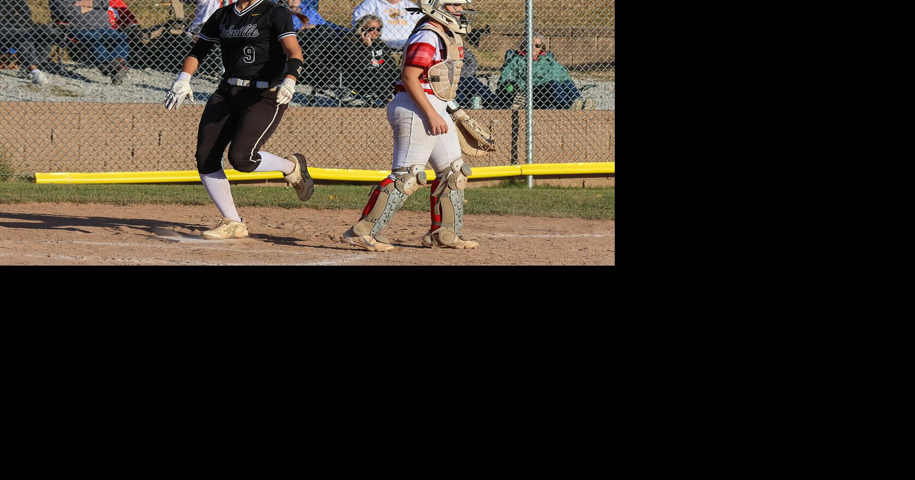 Oakville vs. Fox softball