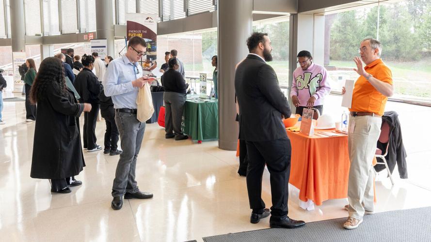 UMSL students and alumni come prepared to impress at Spring Career Fair