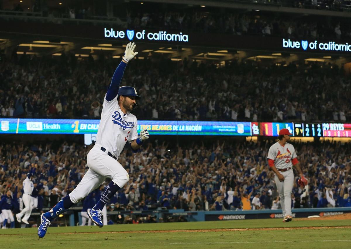 How Dodgers' Trea Turner developed the smoothest slide in MLB - Los Angeles  Times