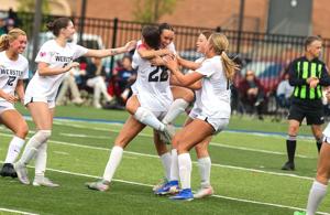 Early goal by Chloe Kintz helps Webster Groves top Ladue, remain unbeaten in league