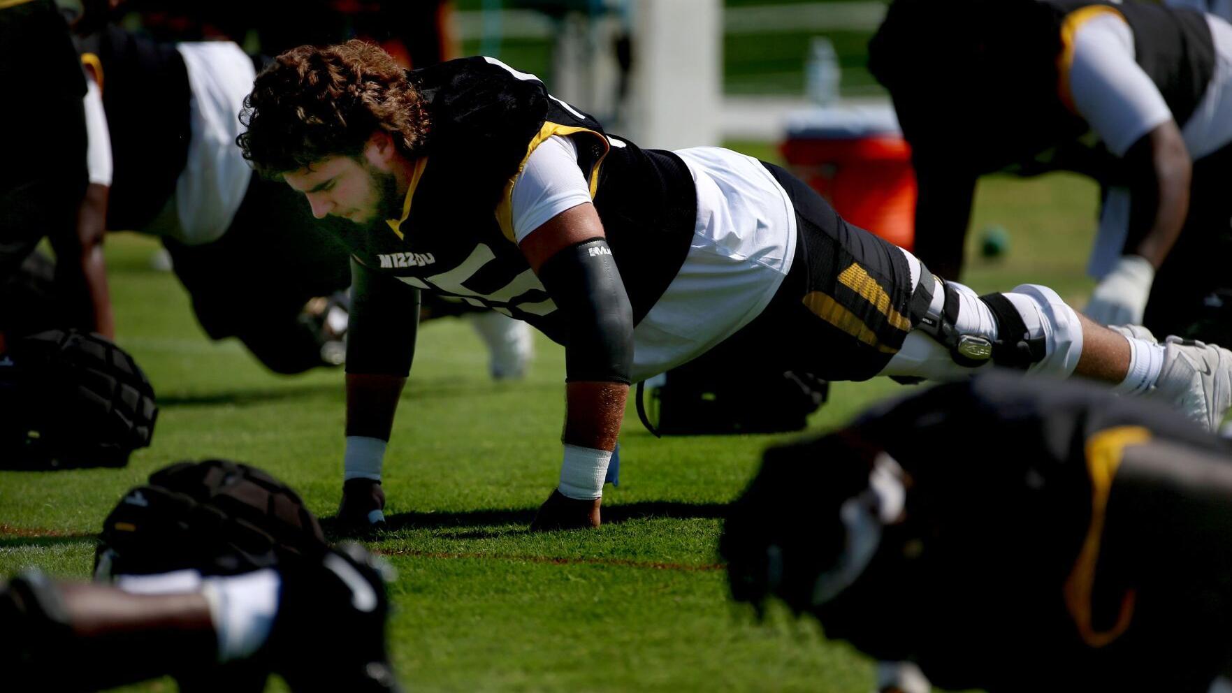 Mizzou football's Connor Tollison set up to take former roommate's job