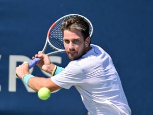 TENNIS/