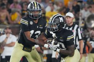 Austin Simmons uninterested in unpacking Troy struggles; Mizzou planning more RB rotation