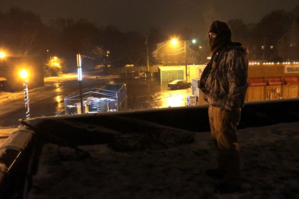 Oath Keepers guarding Ferguson businesses