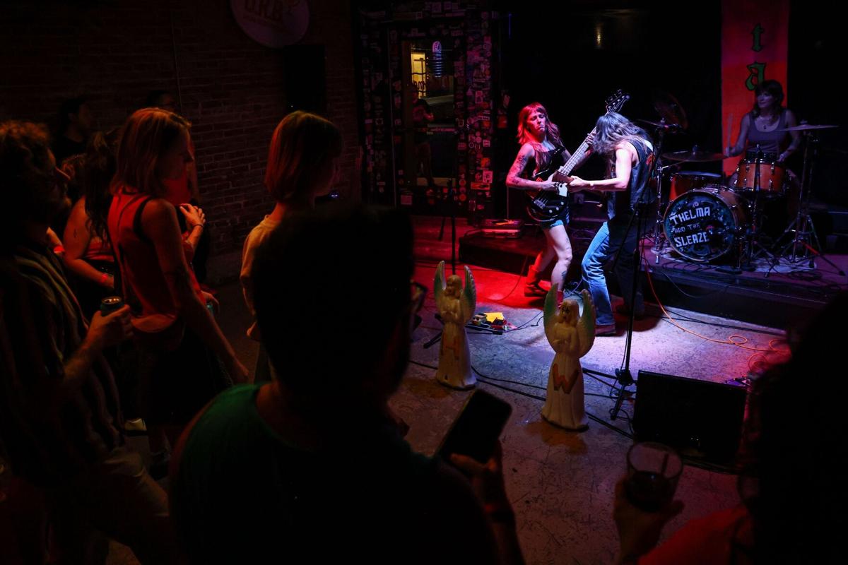 Music venues that showcase live, local music