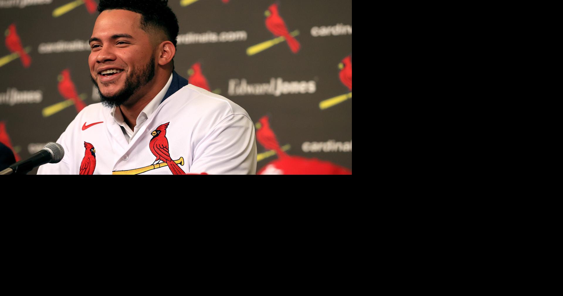 Cardinals Sign Willson Contreras - Dynes Pressbox