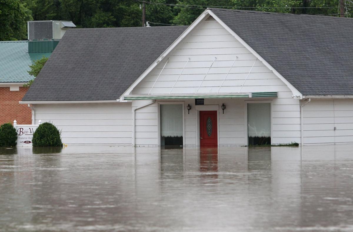 With Its Finances In Turmoil Small Lincoln County Town Relies On