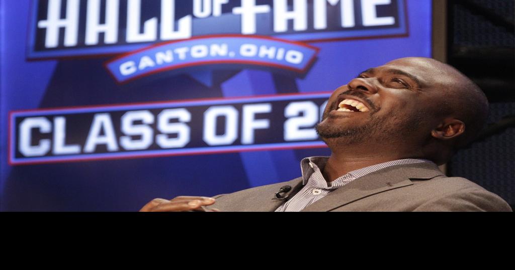 Deion Sanders provides prime time emotion to Pro Football Hall of Fame  inductions 