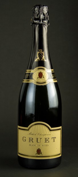 This New Year s Eve try sparkling blanc de noirs