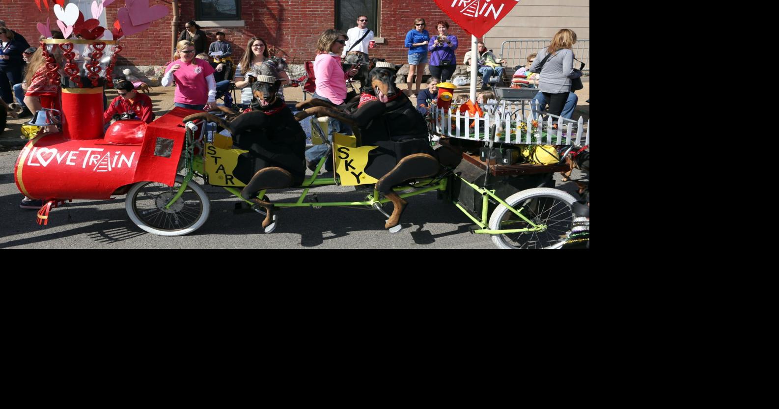 Thousands turn out for Soulard pet parade