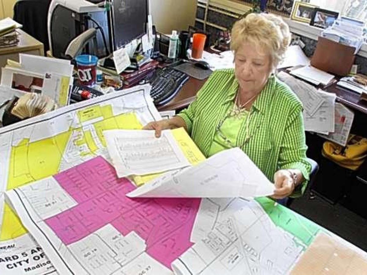 Granite City Cuts 3 Alderman Positions Local Illinois News Stltoday Com