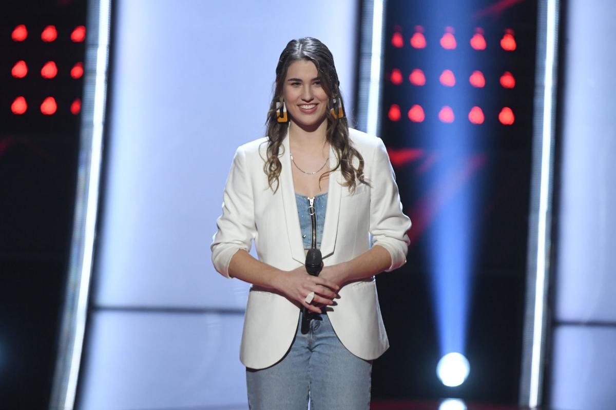 Nick Jonas Lets Go Of Kirkwood S Joanna Serenko On The Voice But John Legend Steals Her The Blender Stltoday Com