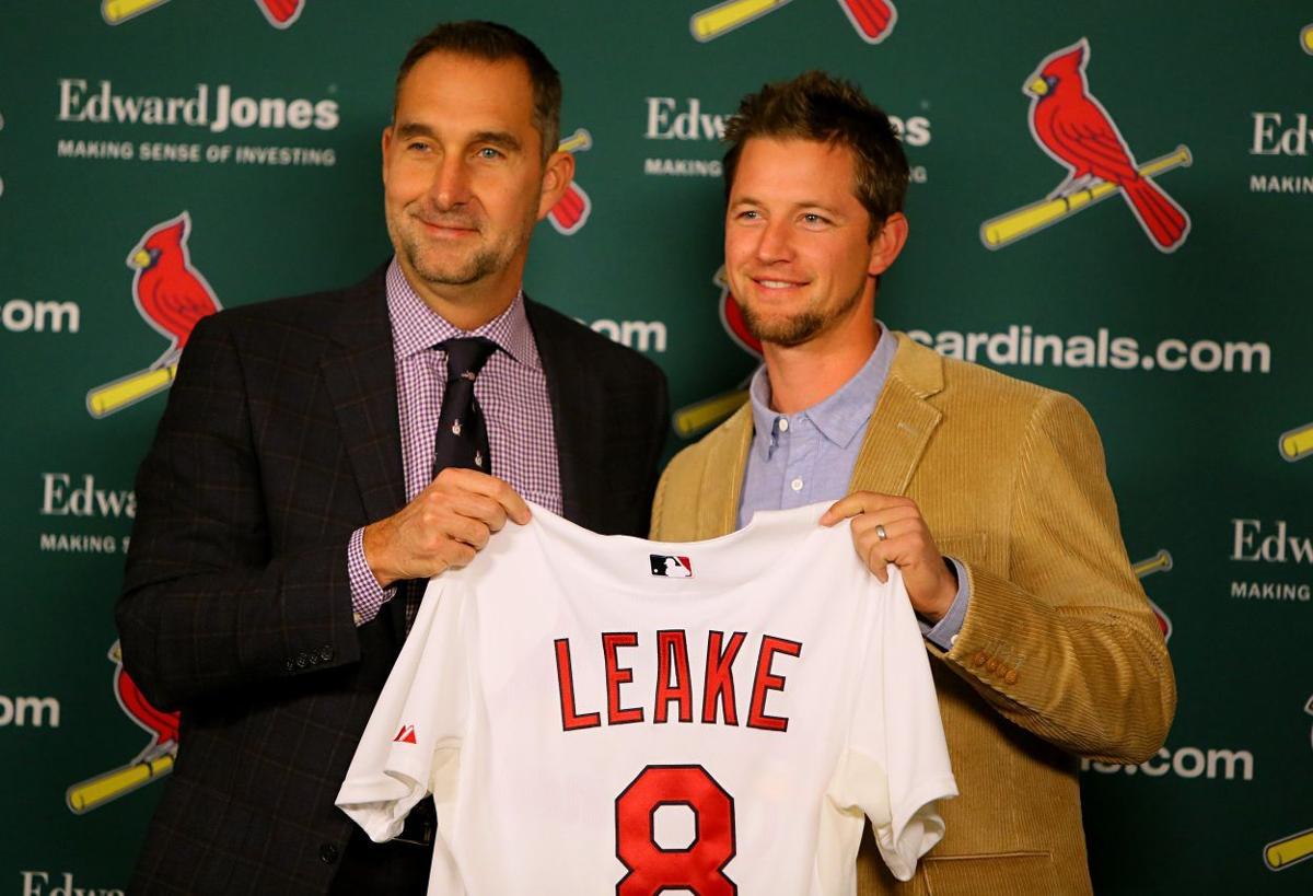 Cardinals make a move signing starting pitcher Mike Leake. - Missourinet