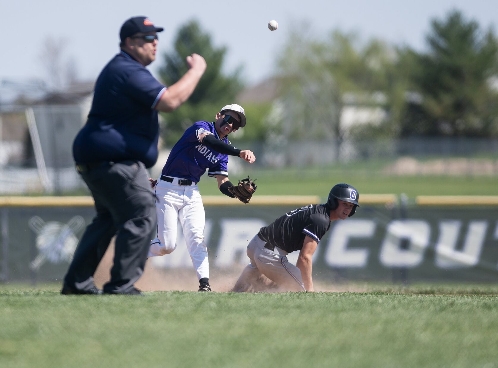 Mascoutah bats erupt to down Breese Central in a matchup of top 10 teams