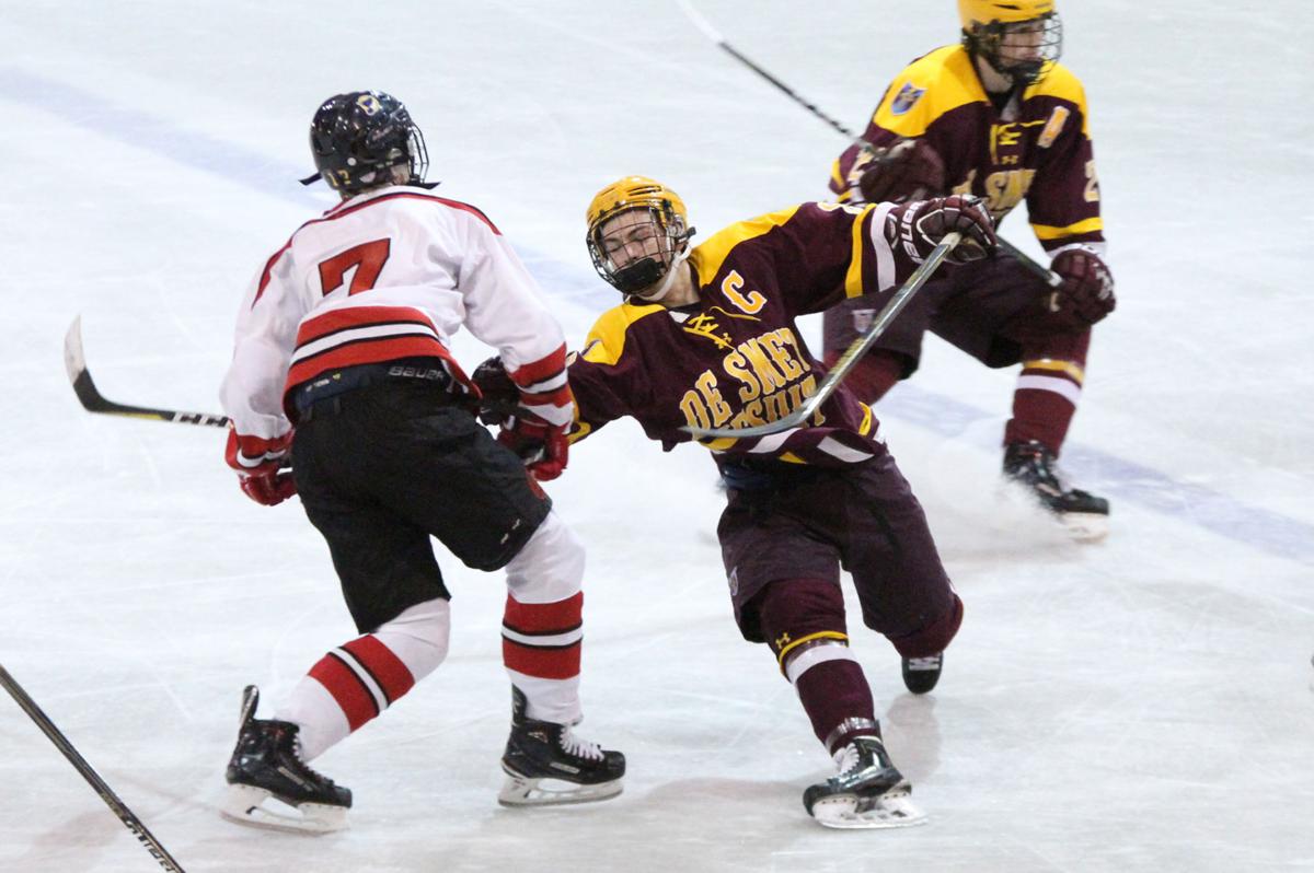 De Smet 5, Chaminade 1 High School Hockey