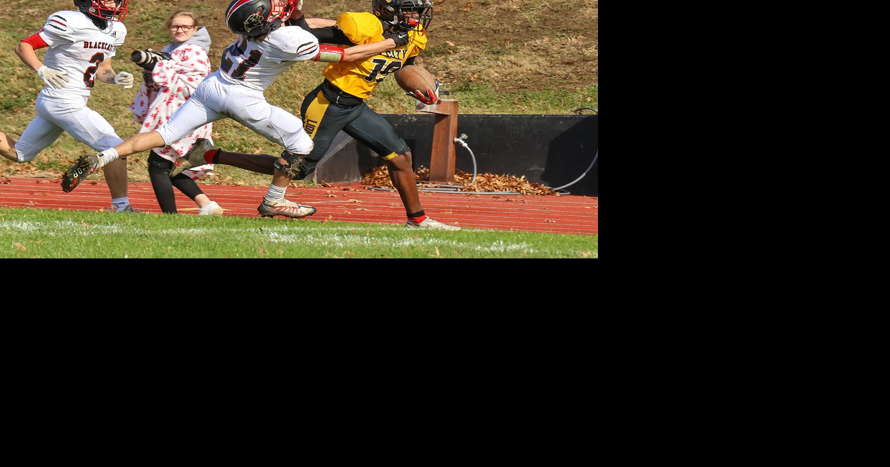 Class 3 District 2 football semifinal University City 20, Herculaneum 14