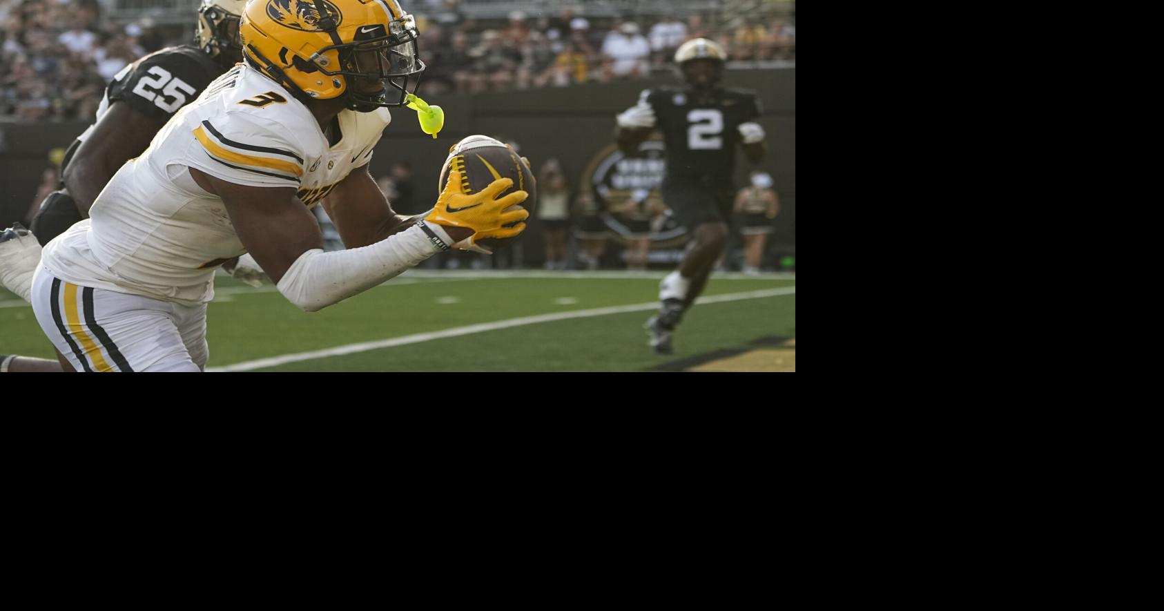 Mizzou's Luther Burden III, the nation's receiving yards leader, gets