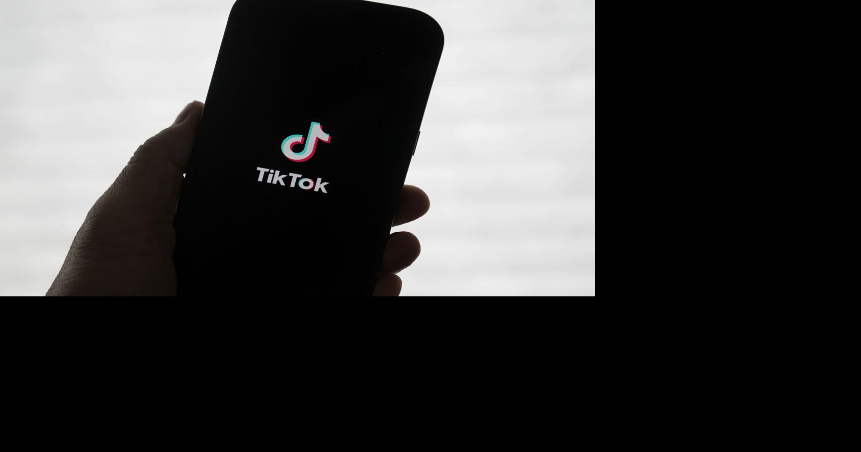 TikTok signs deal to sell US unit to American investors