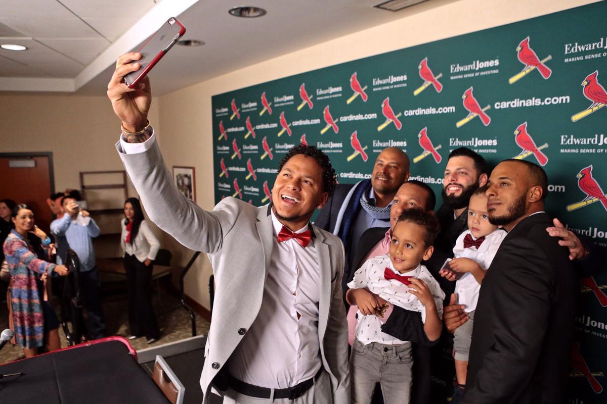 Carlos Martinez agrees to five-year contract