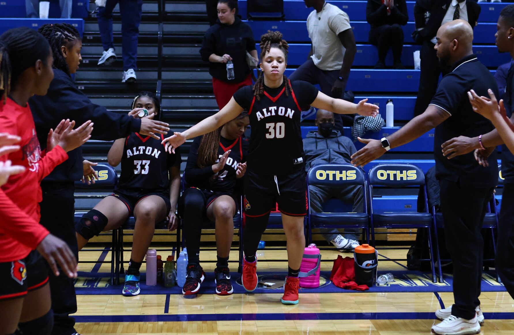 Alyssa Lewis Leads Alton High to Victory in Intense Girls Basketball Showdown