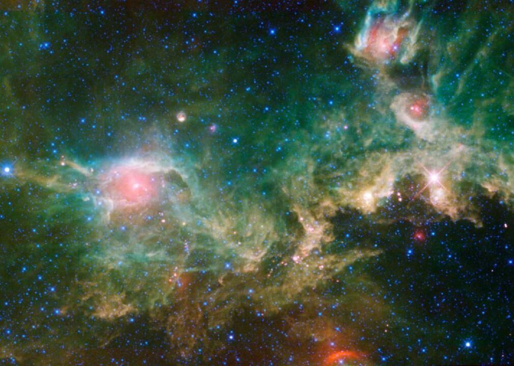 Giant Blinking Star Spotted Near Center Of Milky Way Galaxy Science And Technology Stltoday 