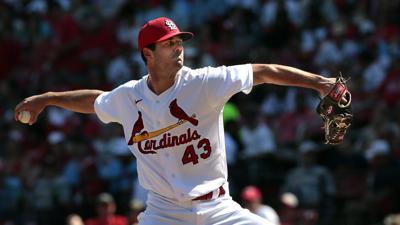 Cardinals beat Reds 5-1 in first game of doubleheader