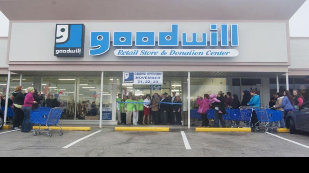 Goodwill unveils new Granite City store Local Illinois News