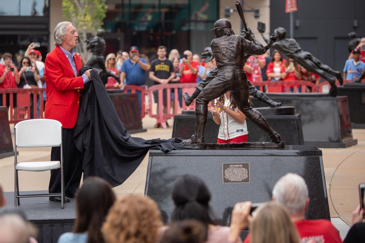 Hochman: Forever 23 — Cardinals legend Ted Simmons has number retired,  statue unveiled outside Busch