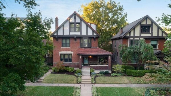 4 Bedroom Home in St Louis - $699,000