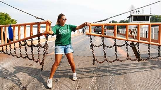 Pokin Around Golden Eagle Ferry Back In Business Steve