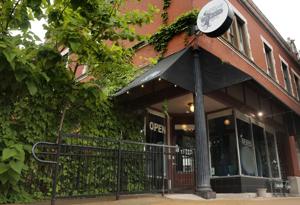 Review: The Gin Room